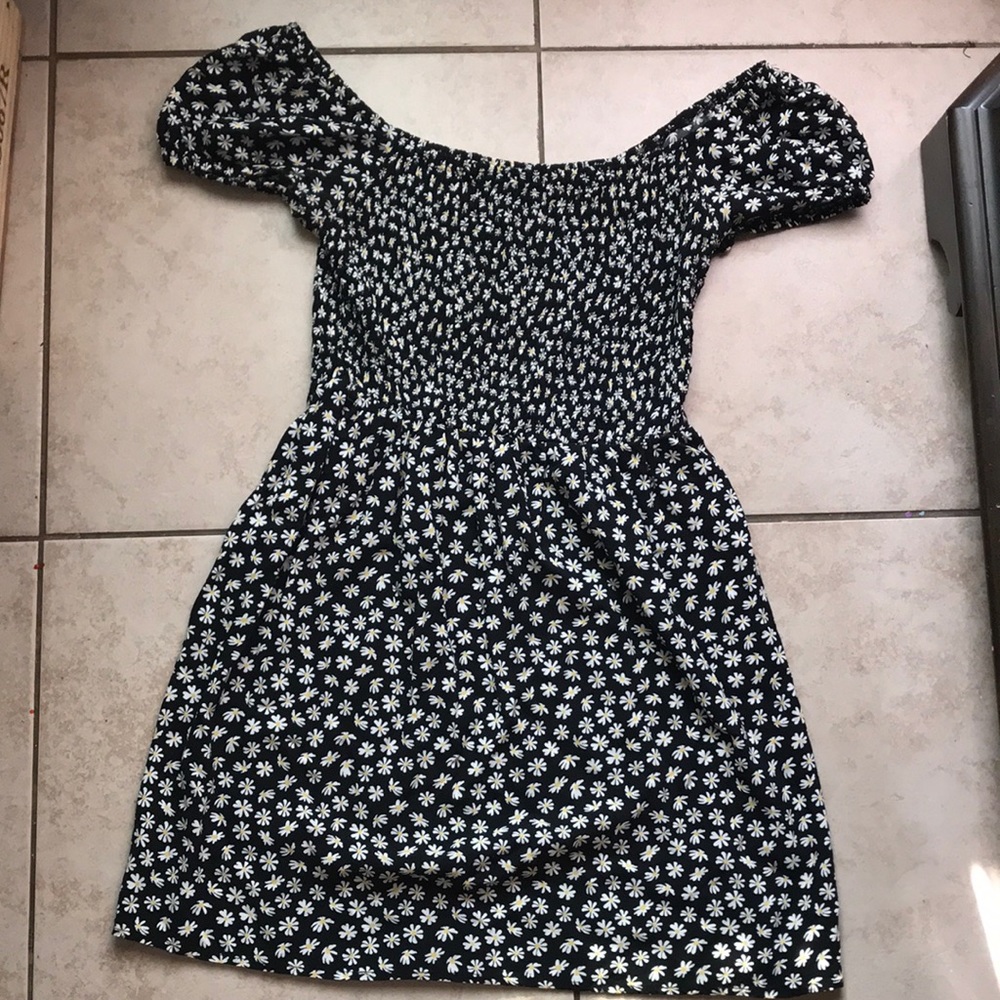 💜2 for 12💜 Black floral dress with elastic top